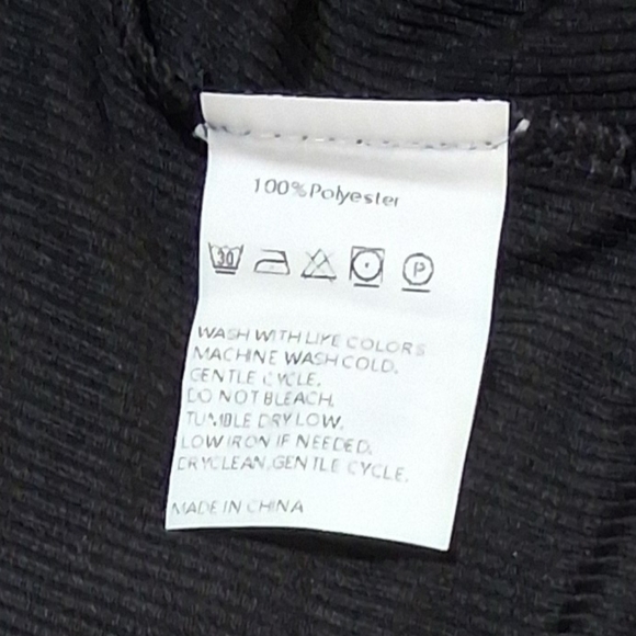 NWT, Sz. S, black/animal print, ribbed, long-sleeved, crew neck T-shirt. - Picture 10 of 10